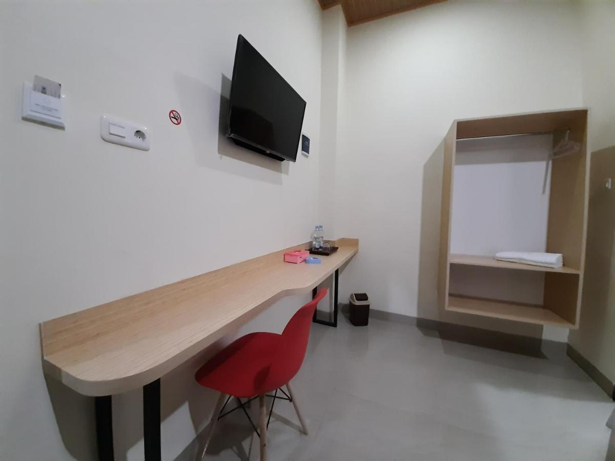 Hotel Sriwijaya 99 Palembang Dış mekan fotoğraf